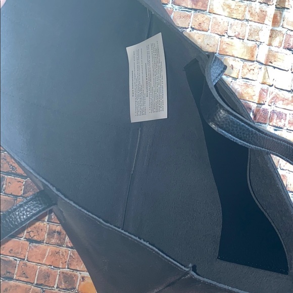 NWOT Vince Camuto Bag - Picture 8 of 8